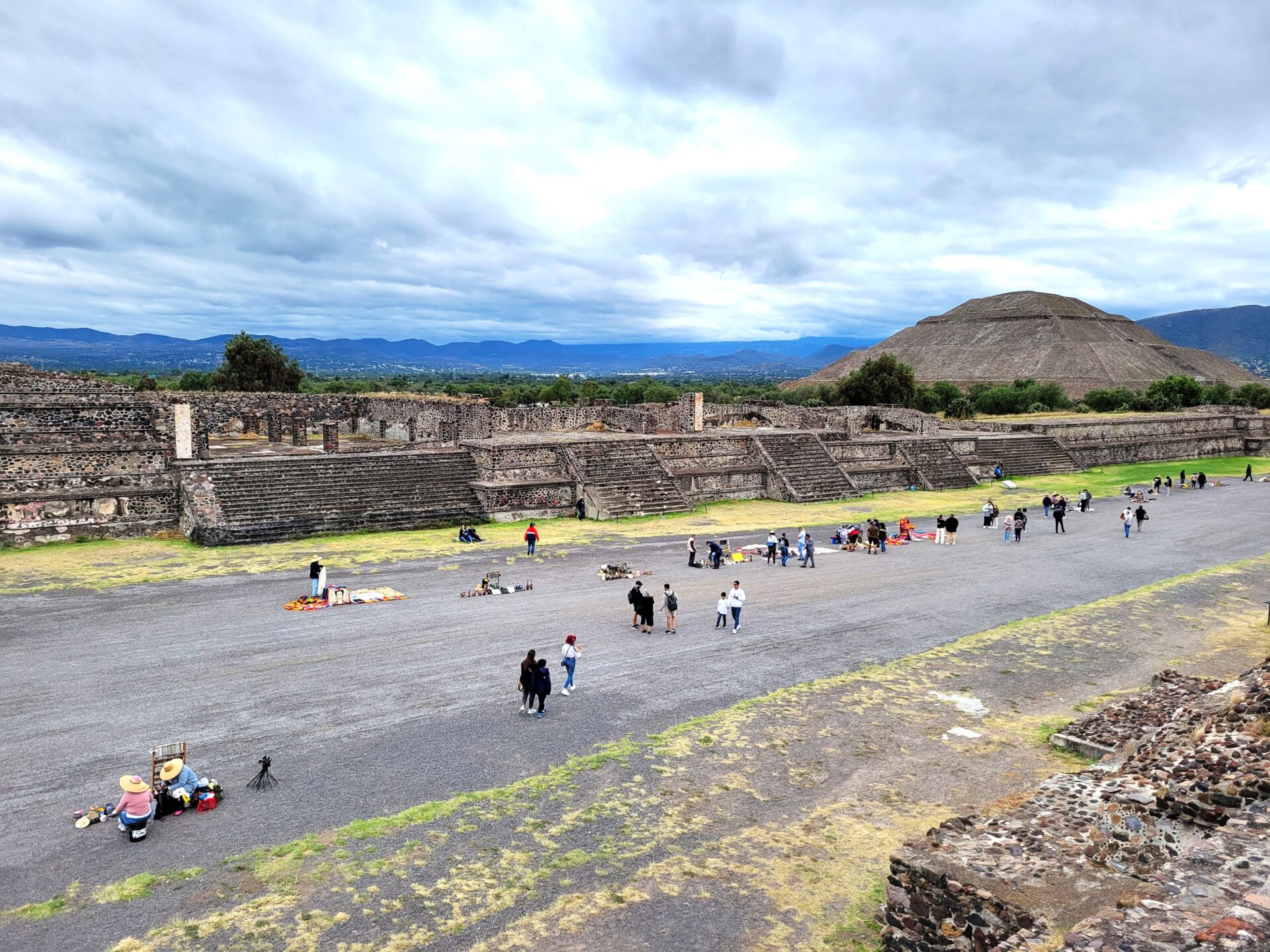 The Pyramids Of Teotihuacan - Bonus Nachos